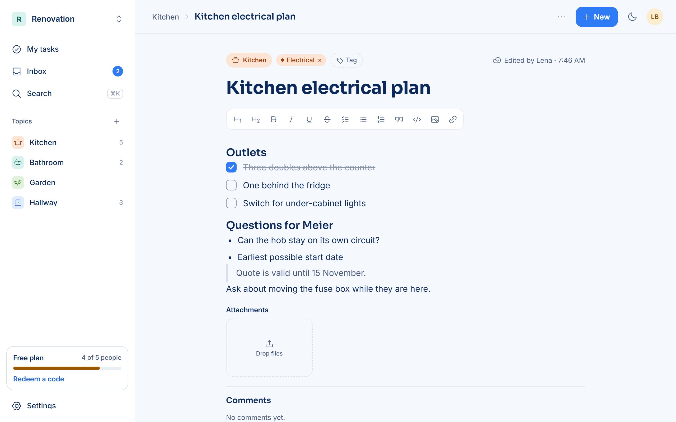 Note editor with a checklist, quote and headings