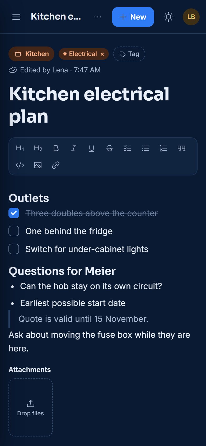 A note with a checklist open on a phone